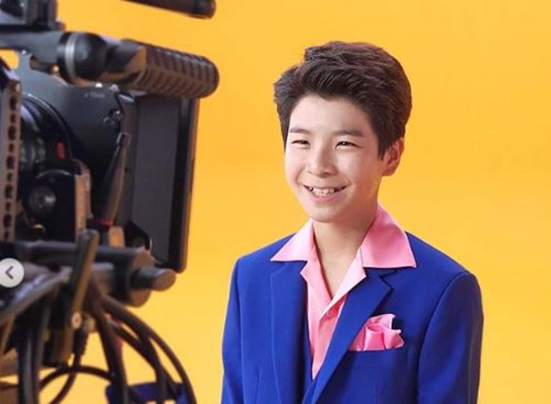 정동원, 참치프린스 촬영현장… "해맑은 트롯병아리"