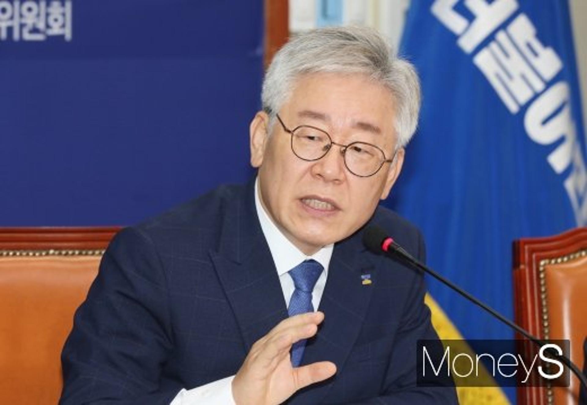 [특징주] 에이텍, 법원 판결 앞둔 이재명 관련주 상승