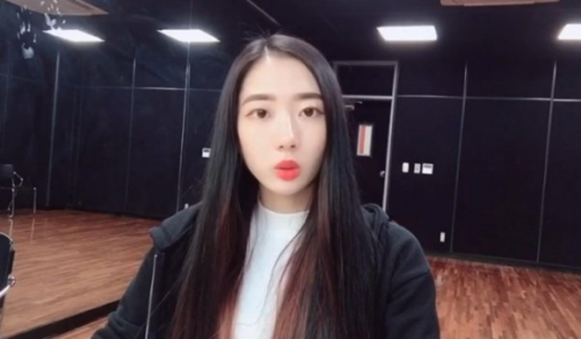 신민아, 새벽 응급실行… "악플 자제해달라"