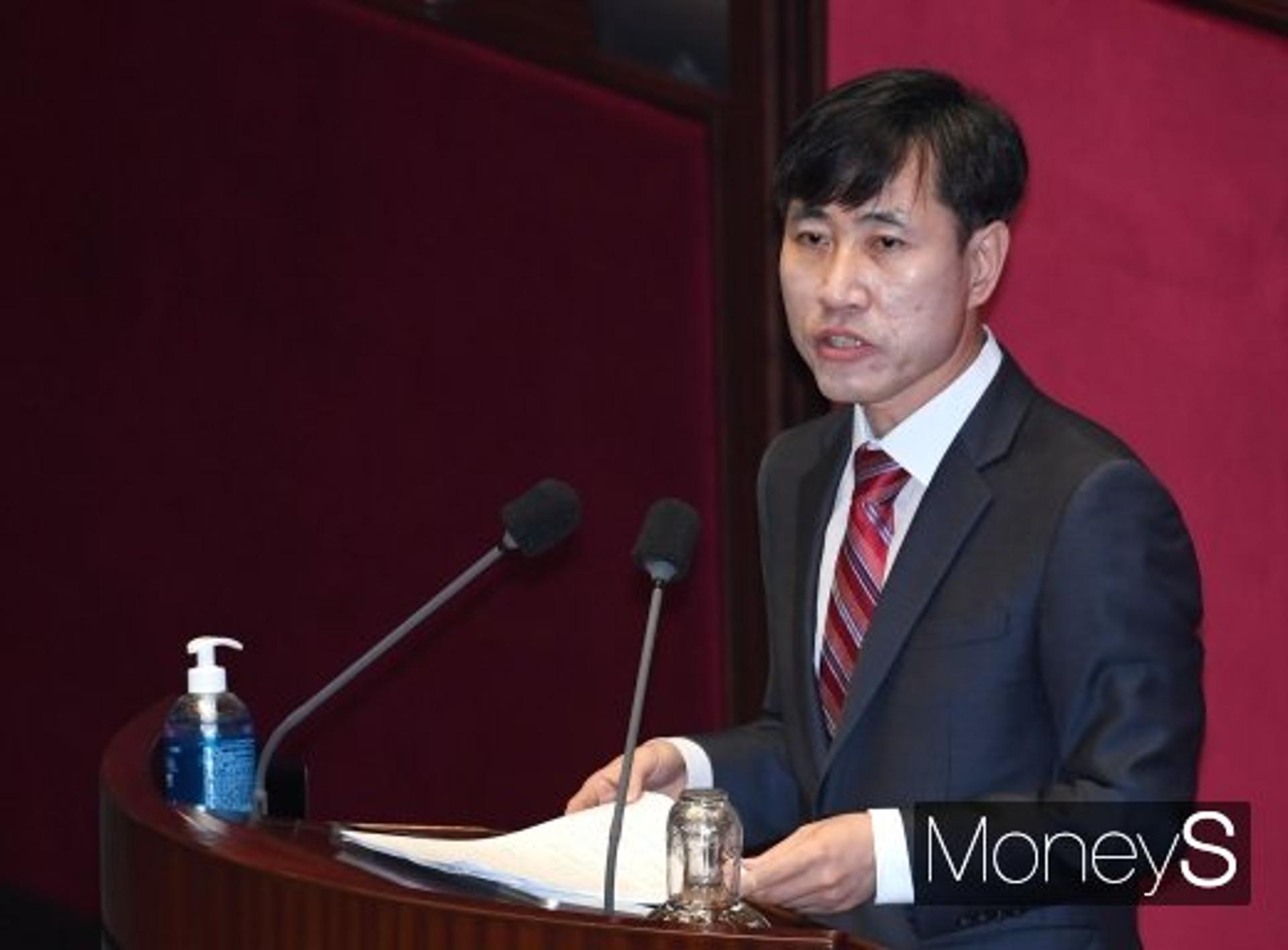 이해찬 "서울은 천박한 도시"… 하태경 "오거돈·박원순 성추문 반성인가"