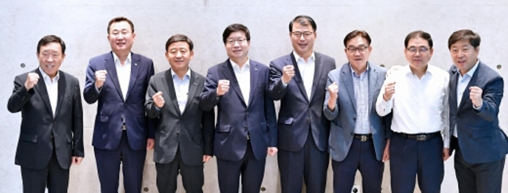 더민주 경남 시장·군수들, "염태영 최고위원 후보 지지"