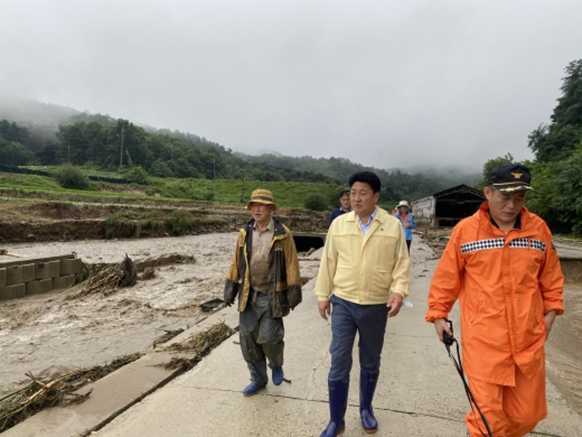 엄태준 이천시장 수해 현장 돌며 피해 상황 살펴