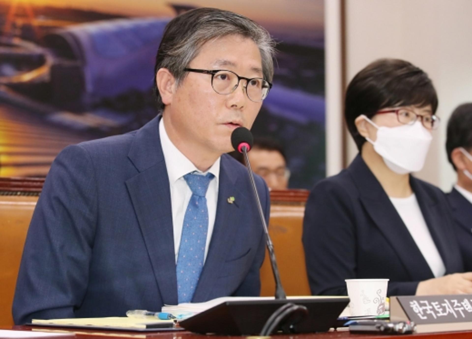 변창흠 LH 사장 “문재인 정부 주택정책, 전 정부 보다 낫다”