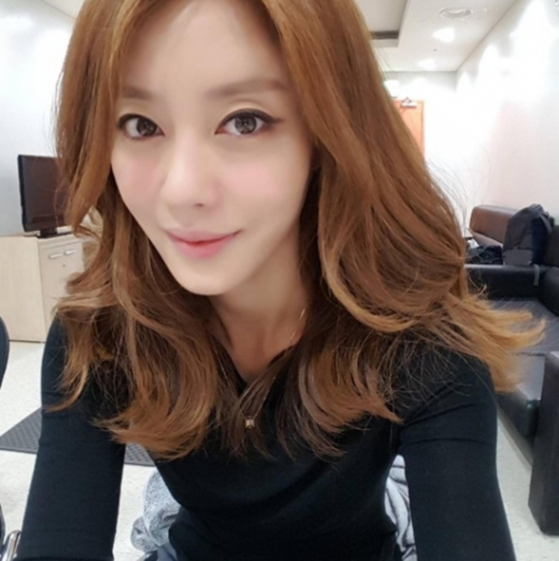 '재혼 3년만 파경설' 이지현 누구… 쥬얼리 출신