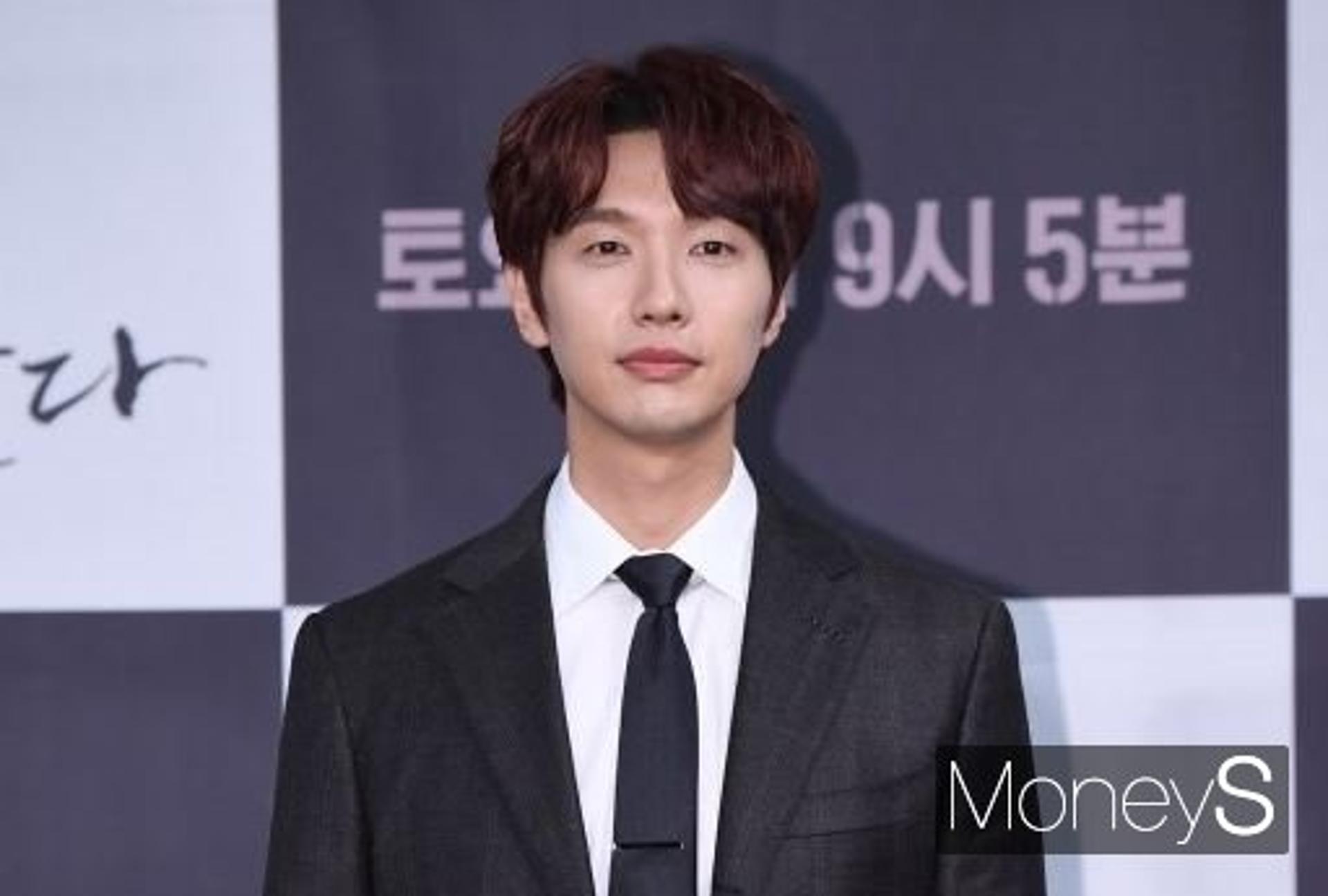 지현우 "마지막 연애는 6년 전"… 이유는 OOO 때문?