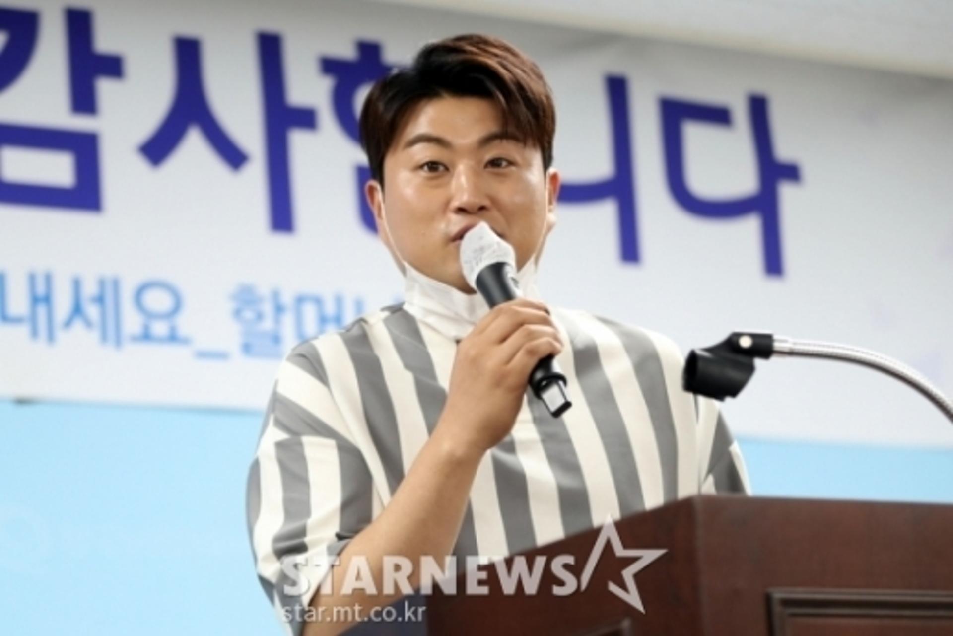 김호중 팬덤 나섰다… "악플러 2차고발 예정"