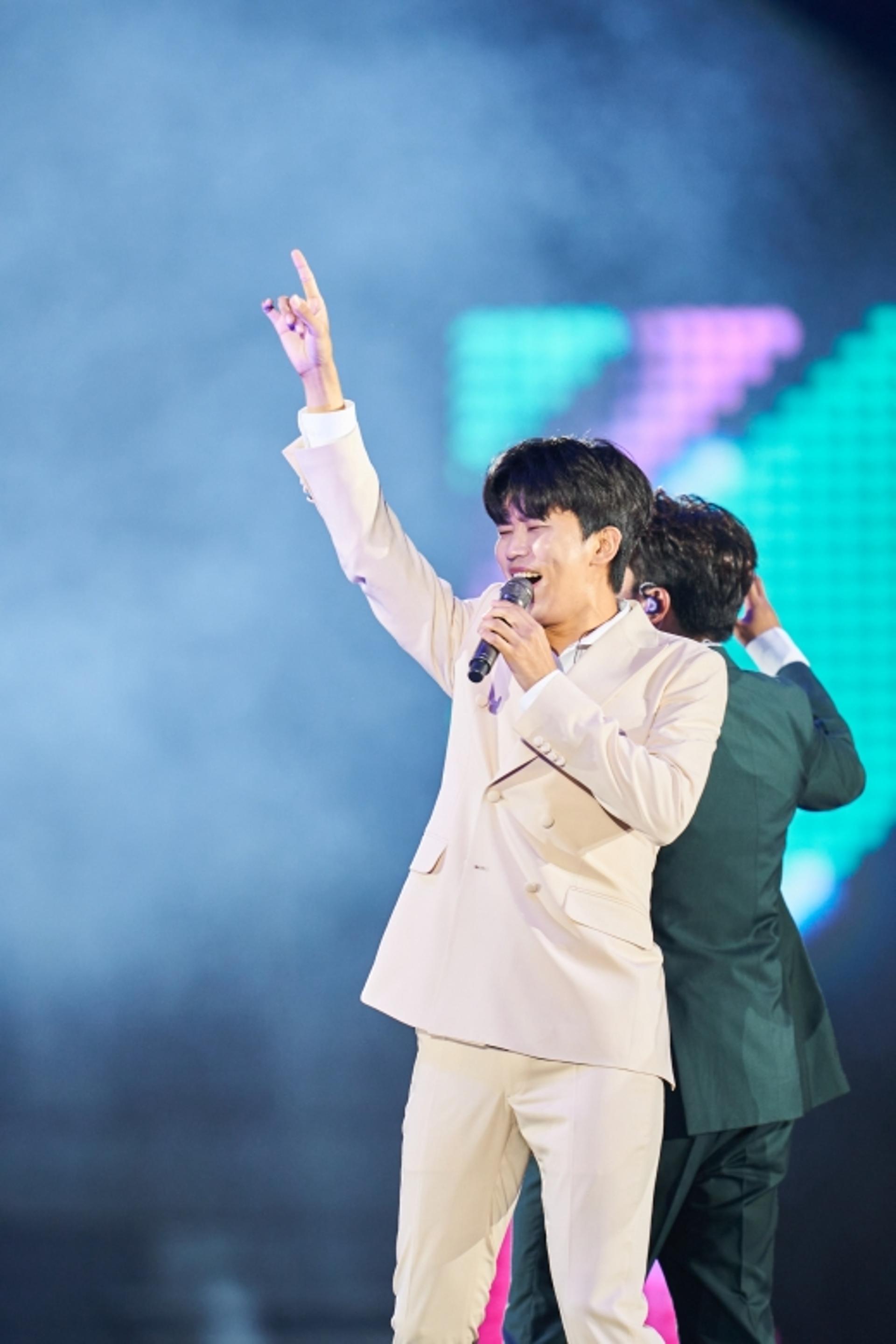 '미스터트롯' 콘서트 TOP7 완벽 무대… "숨멎 그 자체"