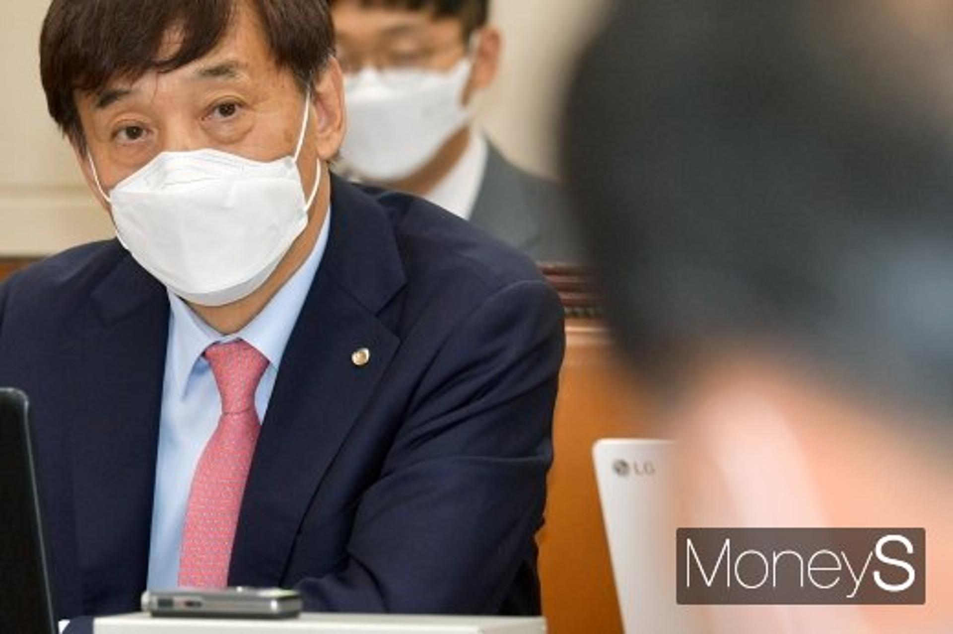 이주열 "2차 재난지원금 필요한 조치… 재정 감당능력 고려해야"