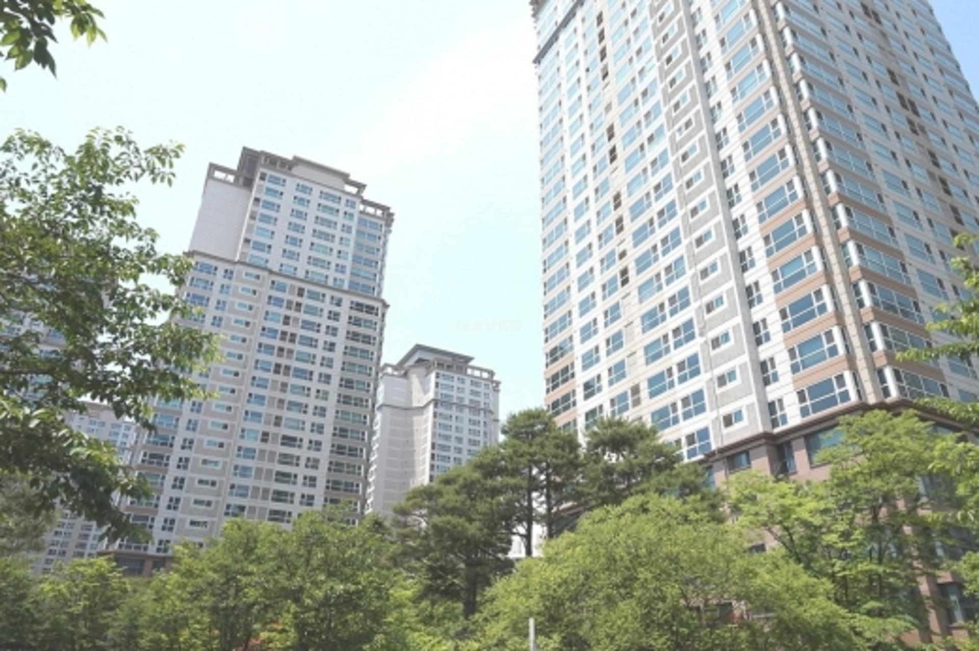 반포자이 84㎡ 한달 새 '4억원' 뚝… "법인 급매"