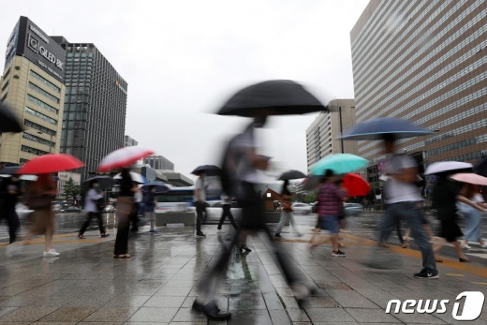 역대급 태풍 '바비' 수도권 다왔다… 아침 출근길 초비상