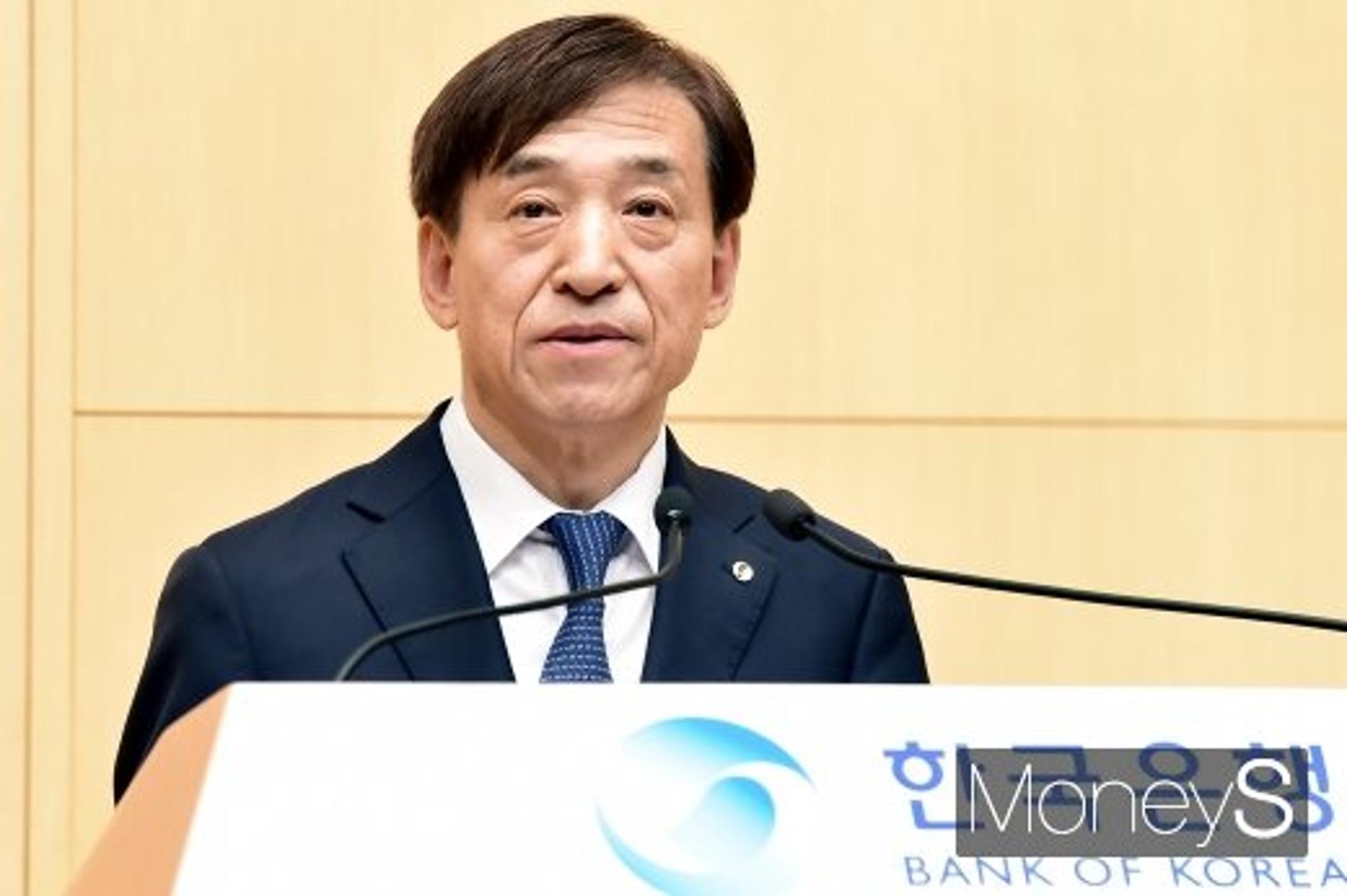 올해 성장률 -1.3% 하향조정… '마이너스 성장' 공식화(종합)