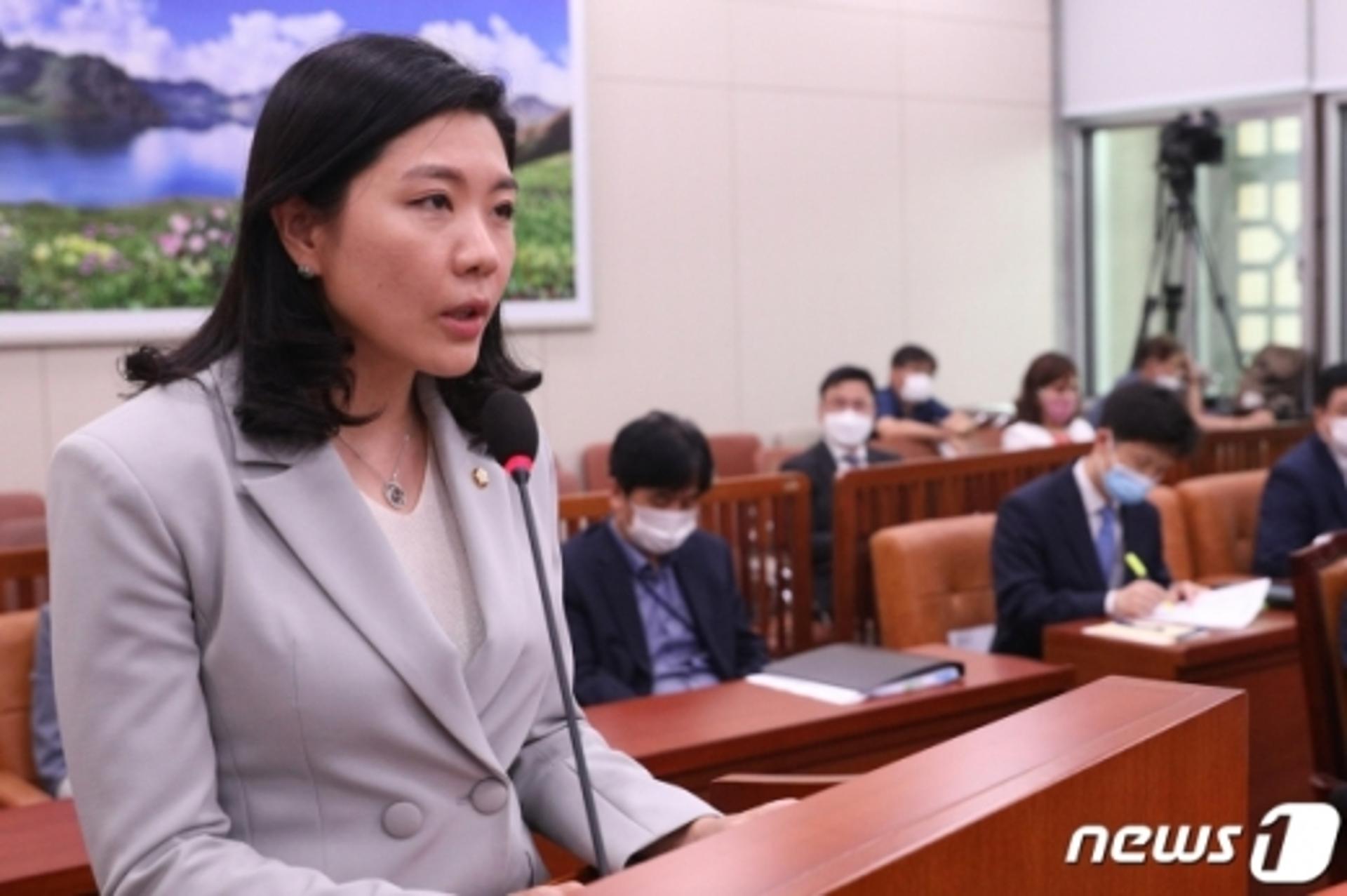 "강제성 없다" vs "우리가 싸우는 이유"… '의사 강제동원' 남북보건법 진실은?