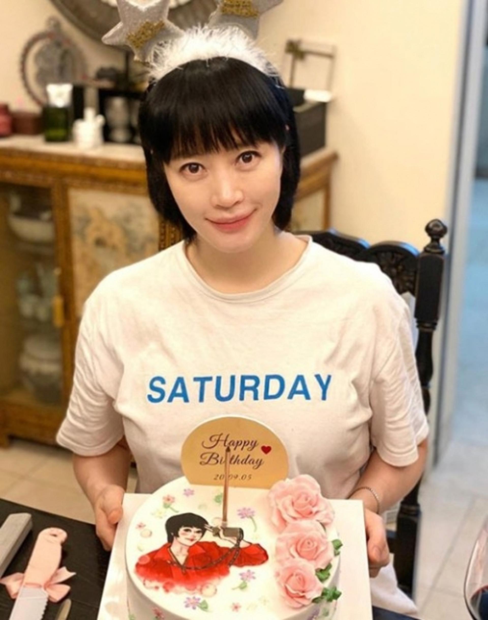 김혜수 근황, 절대 동안 끝판왕… 51세 실화야?