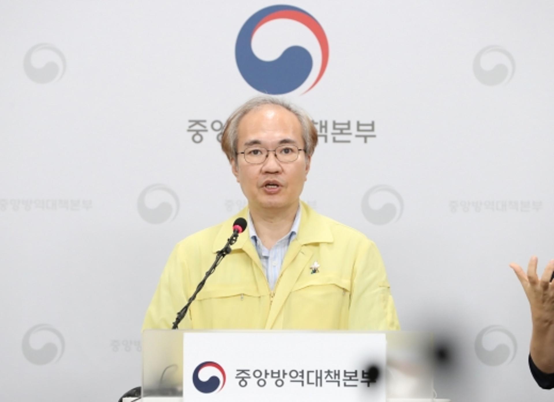 권준욱 “국립보건연구원, 코로나19 치료제·백신개발 최선”