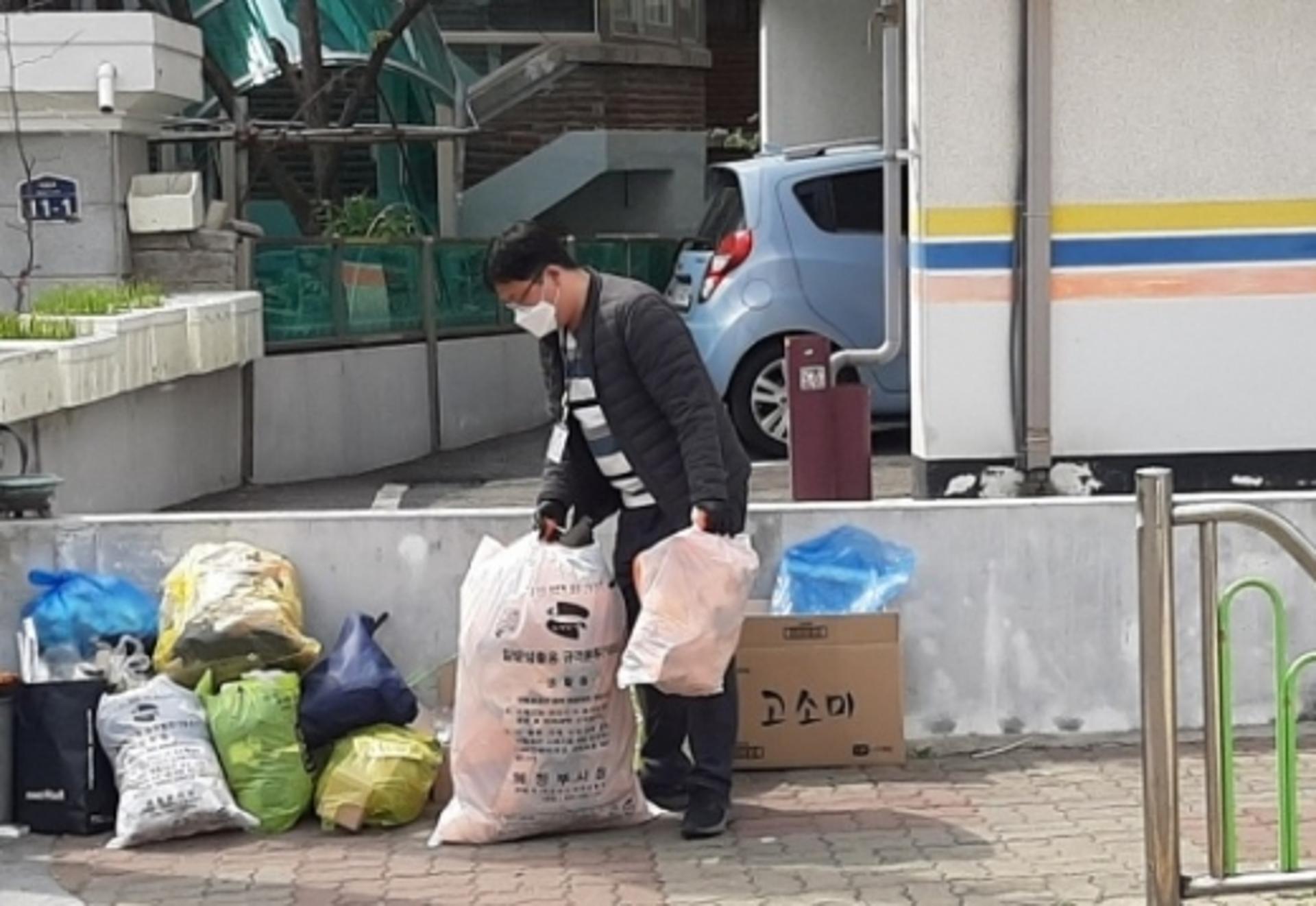 의정부시, 코로나19 자가격리자 생활쓰레기 수거전담반 운영