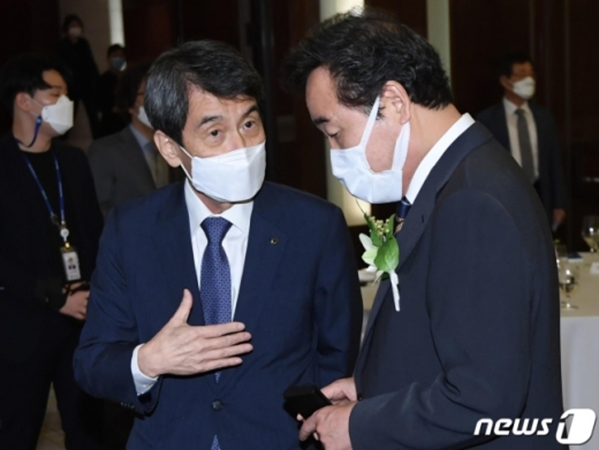 이동걸 회장, '20년 집권 건배사' 사과… "사려 깊지 못한 발언"