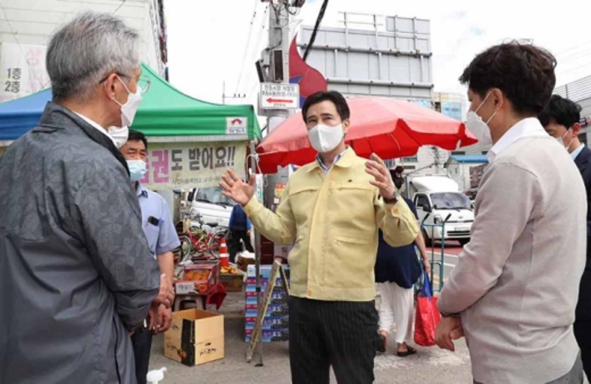 서철모 화성시장, 추석 명절 앞두고 전통시장 방역점검