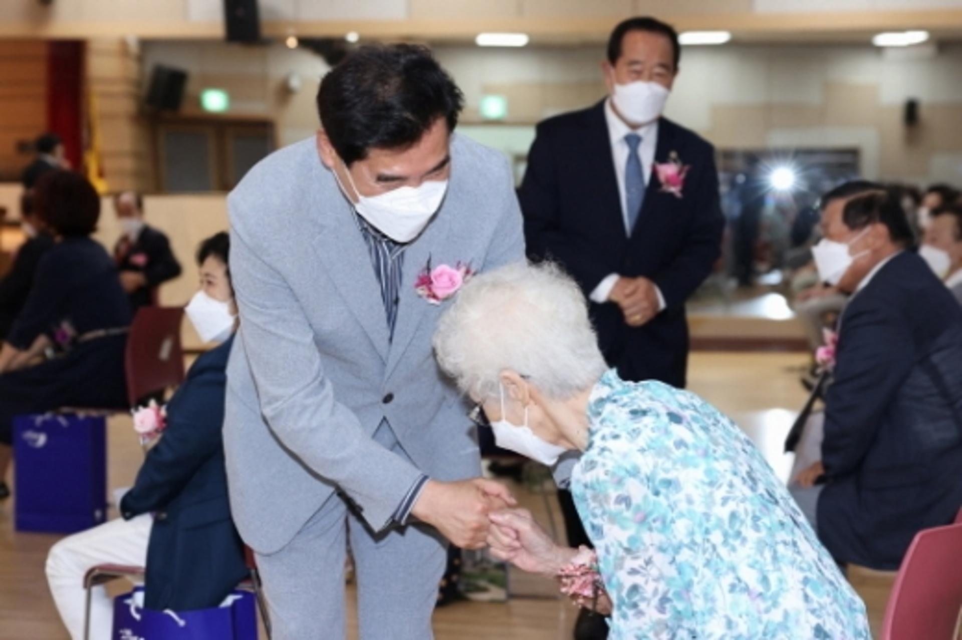 의왕시, '제25회 의왕시 노인의 날' 기념식 개최