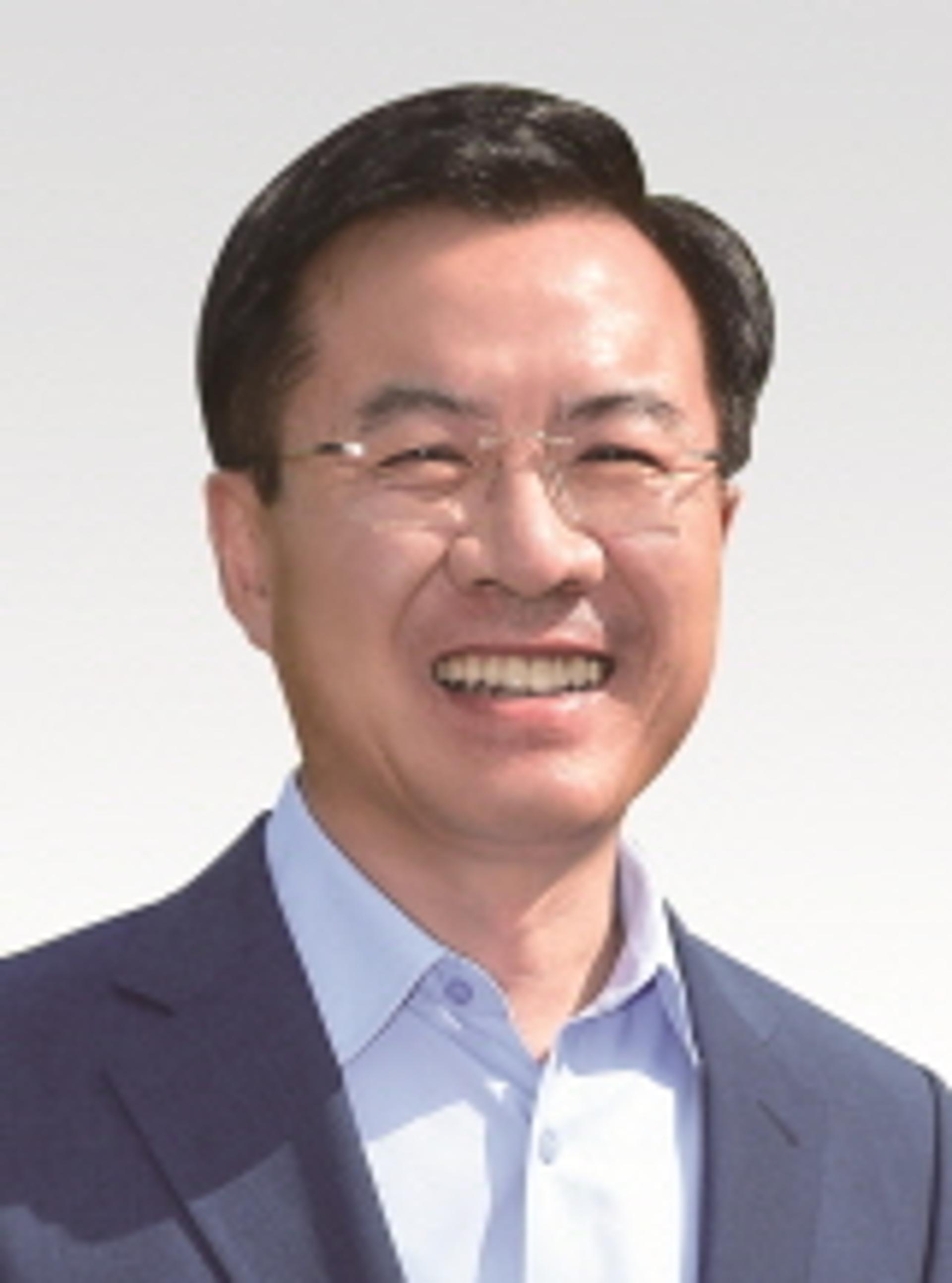 "해외 여행 못가는데, 해외 여행 경력만 묻는 교육부 자가진단 앱"