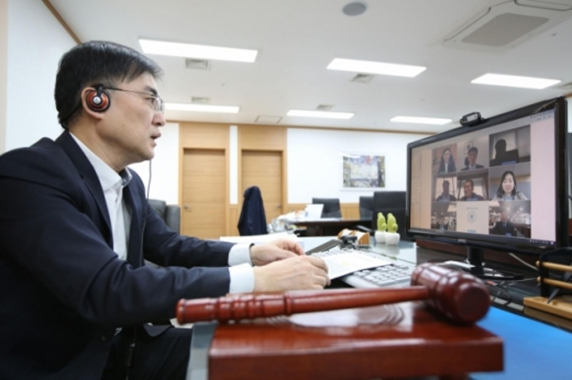 손병두 "경제활력 회복, 포스트 코로나 대응에 역량 집중"