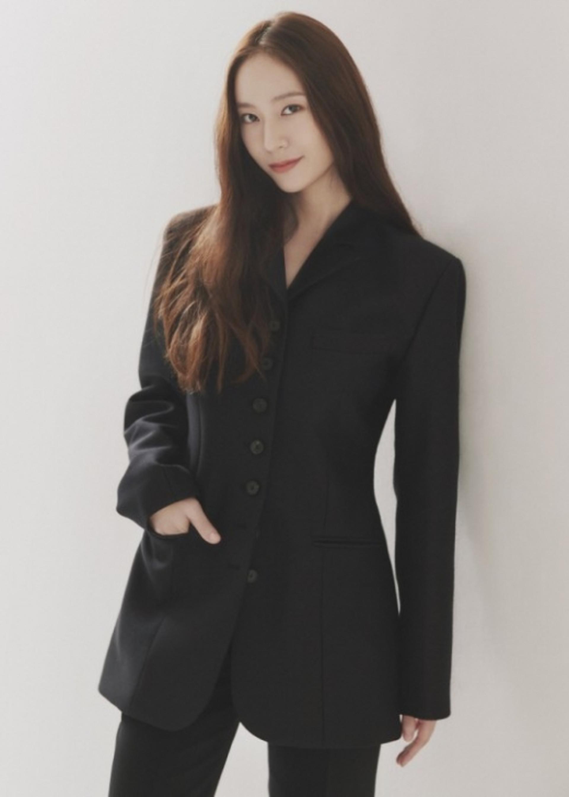크리스탈, SM 떠나 '배우 정수정'으로 인생 2막