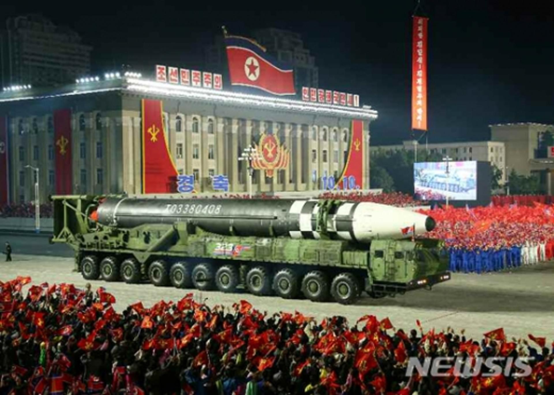 너무 믿었나?… 北 ICBM 공개에 펄쩍 뛰는 '美日'