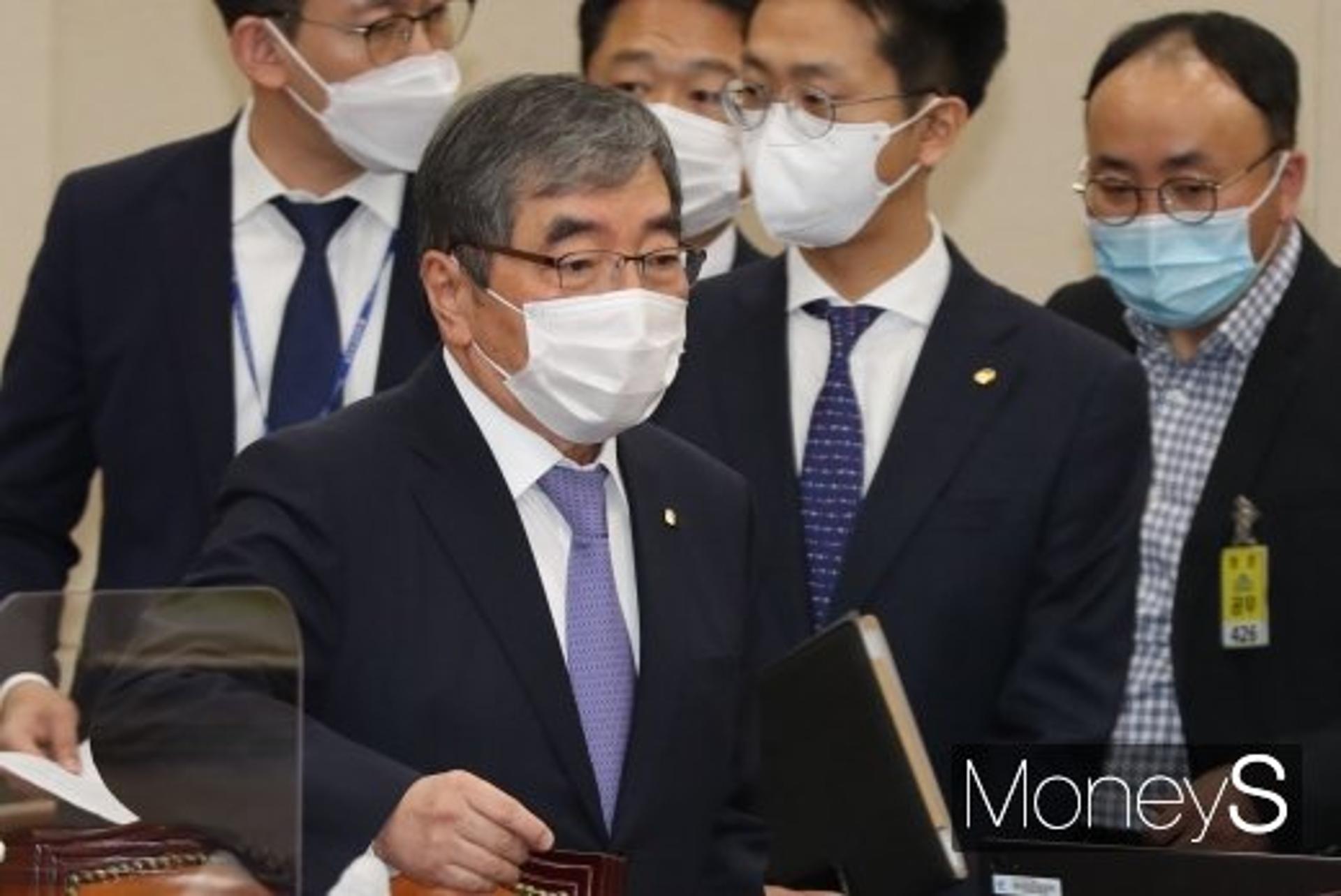 정치싸움으로 번진 라임·옵티머스 사태… 불붙은 여야 공방전