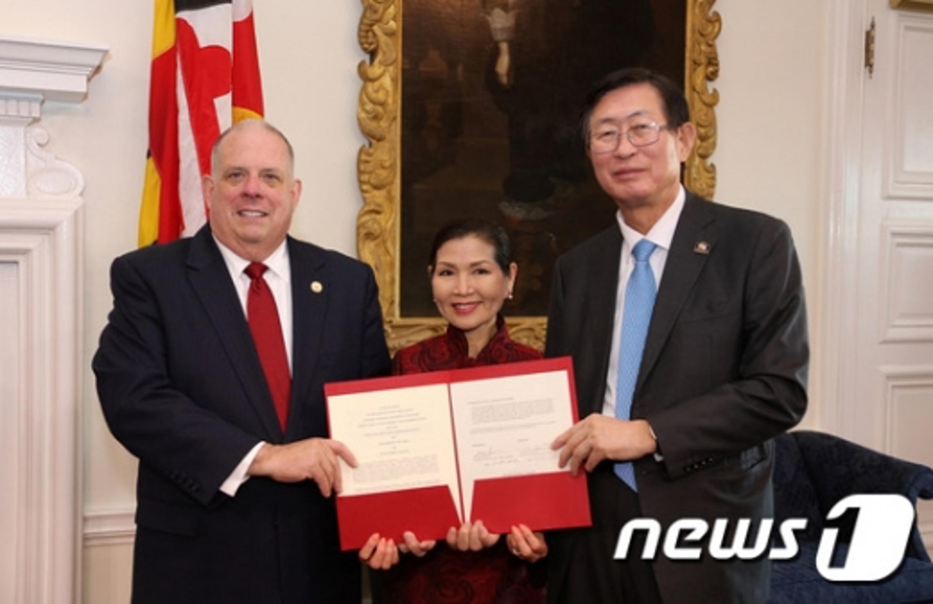 '한국 사위' 美 공화당 주지사 "트럼프 안 찍고 '레이건'"