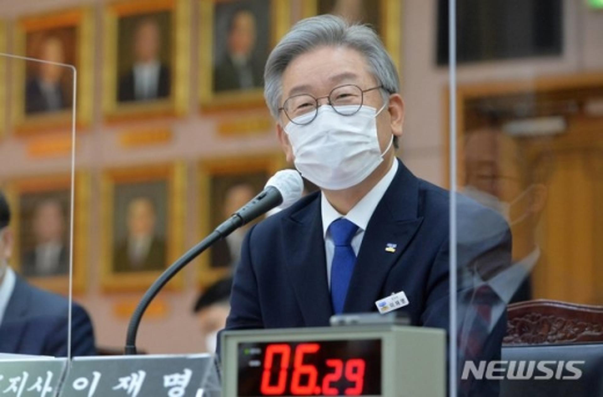 39시간만에 "환영"… 민주당의 때늦은 '이재명 무죄' 논평, 왜?