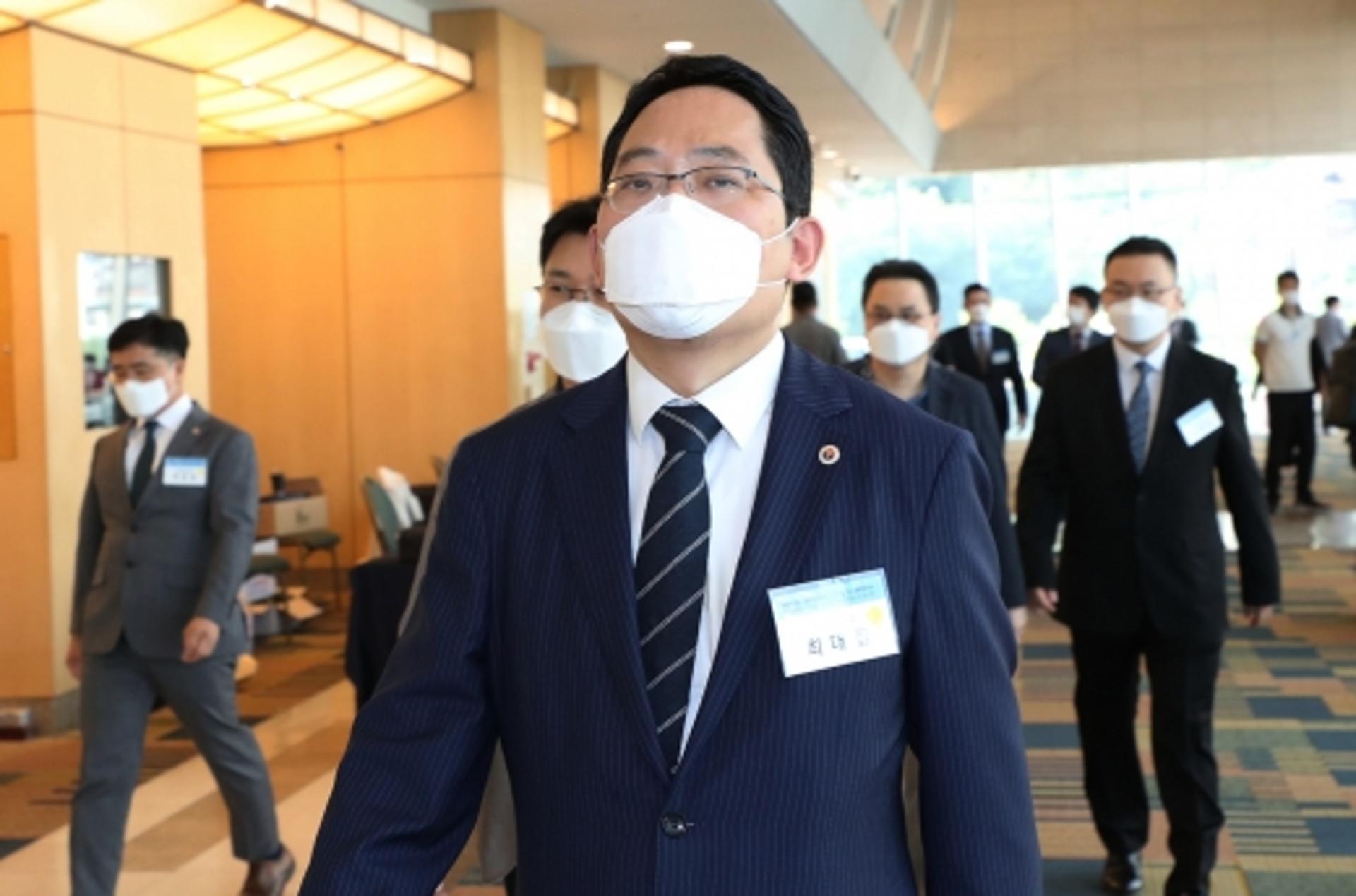 최대집 “모든 게 정부 탓… 의대생 국가시험 구제 해법 내놔라”