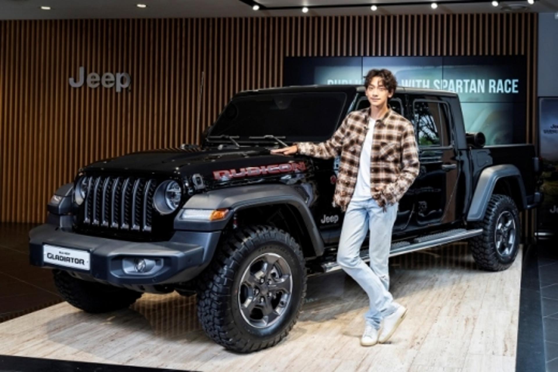 “300대 다 팔렸다” 지프 글래디에이터 1호차 주인공은 ‘비’