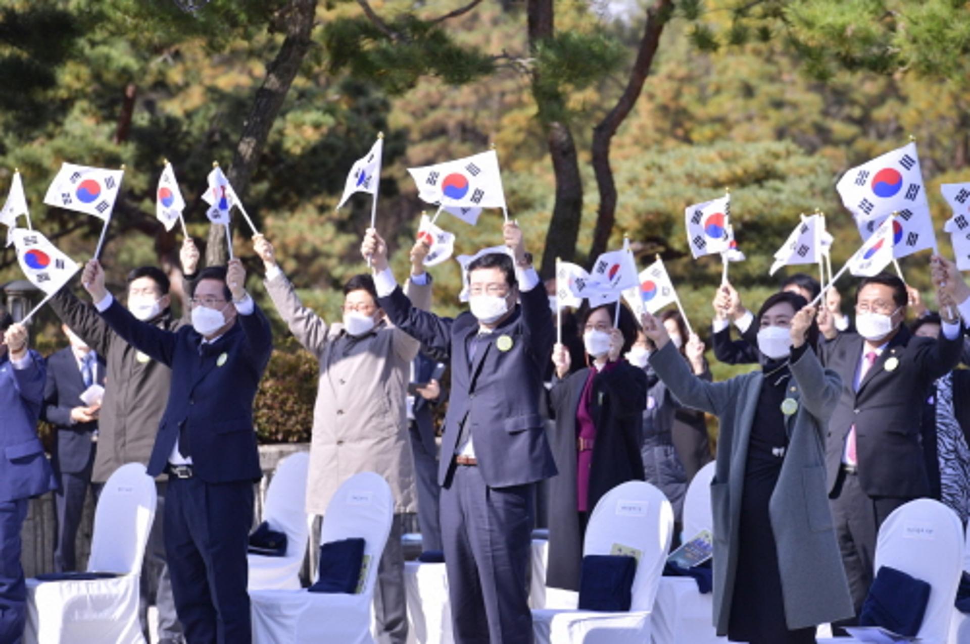 광주·전남 시도지사, 학생독립운동 기념식서 만세삼창