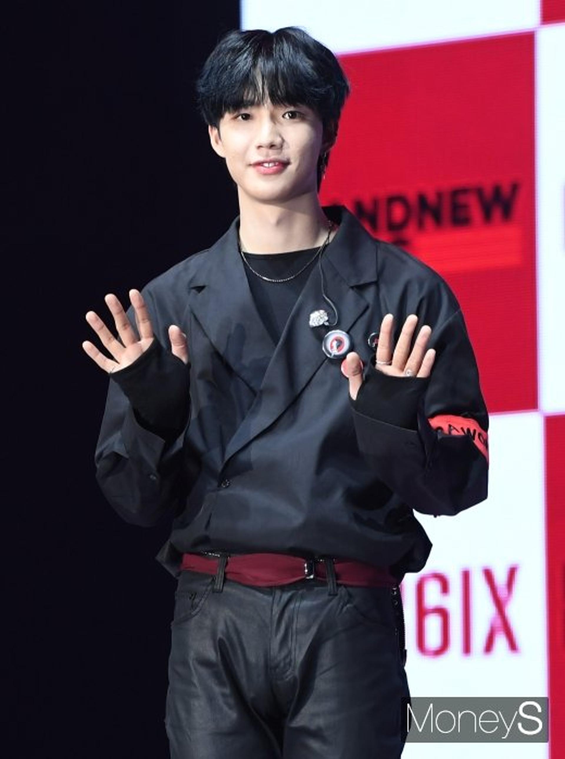 'AB6IX 탈퇴' 임영민 입대, 현역 군 복무