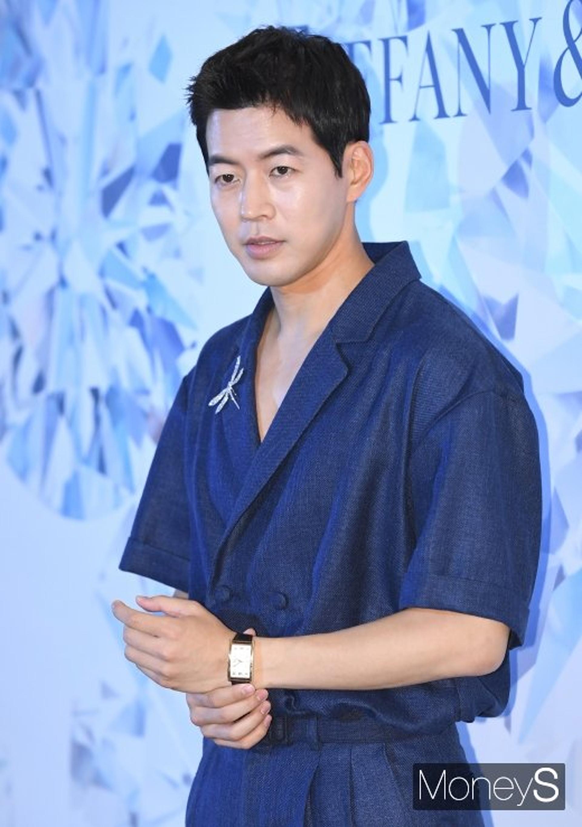 "개인적 DM? 없어요"… 이상윤 사칭계정 주의 당부