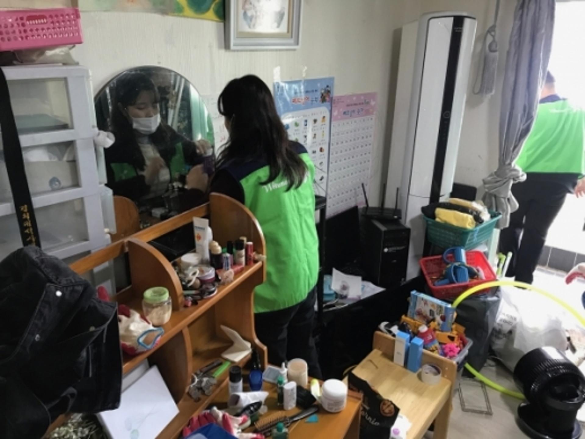 안양월드휴먼브리지 '아이사랑방 꾸미기' 사업 훈훈