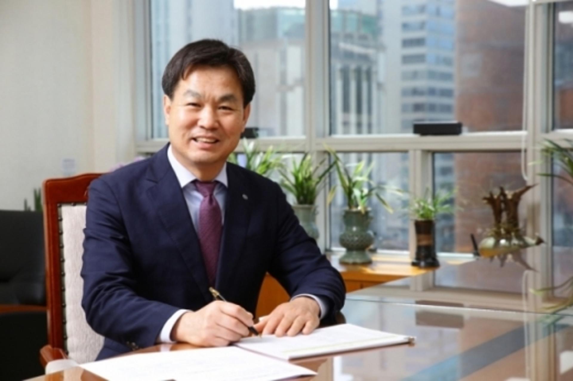 김진균 Sh수협은행장 취임… 공적자금 상환·수익개선 과제