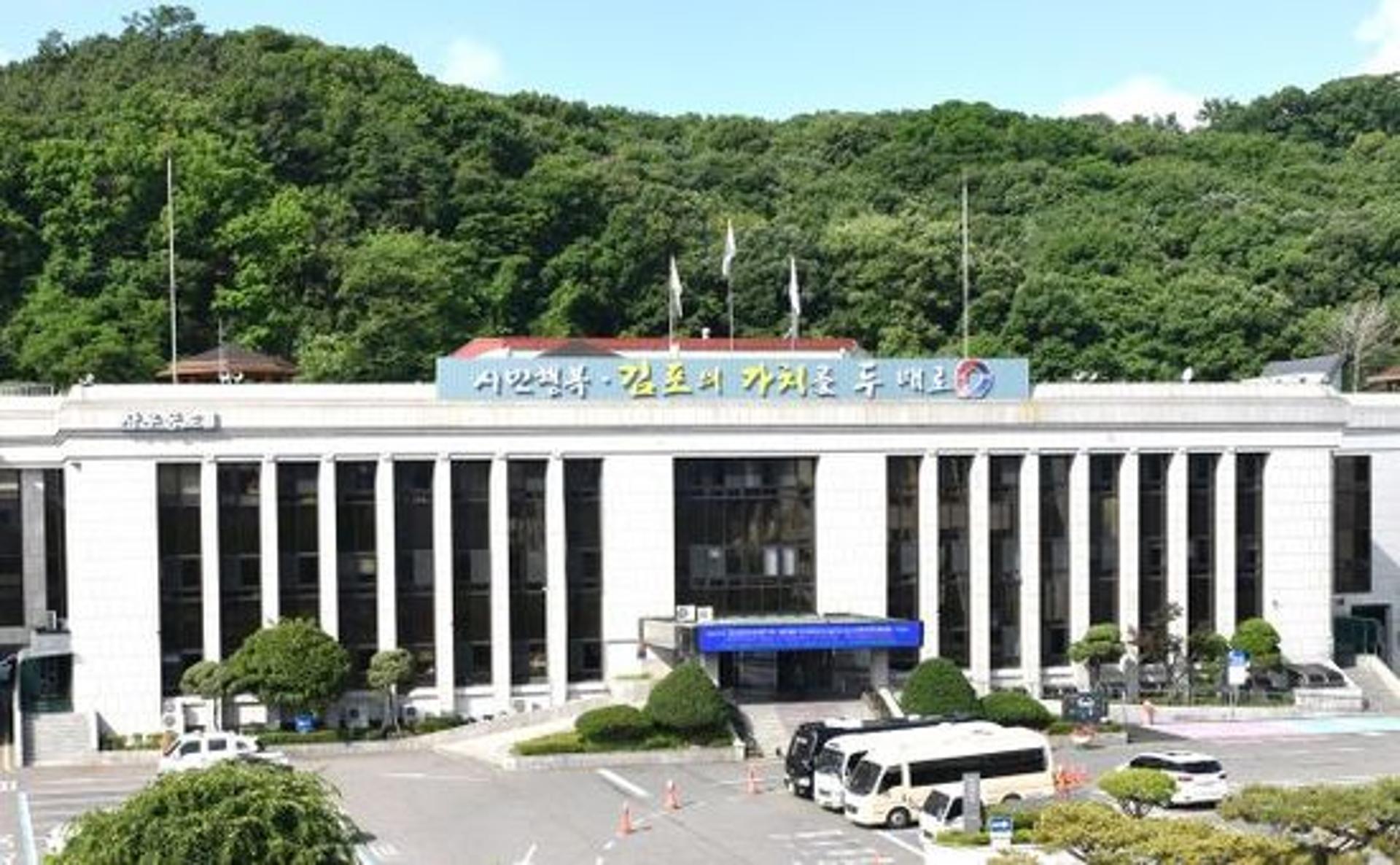 김포시, 2021년 전국 최초로 71인승 2층 전기버스 도입 운행