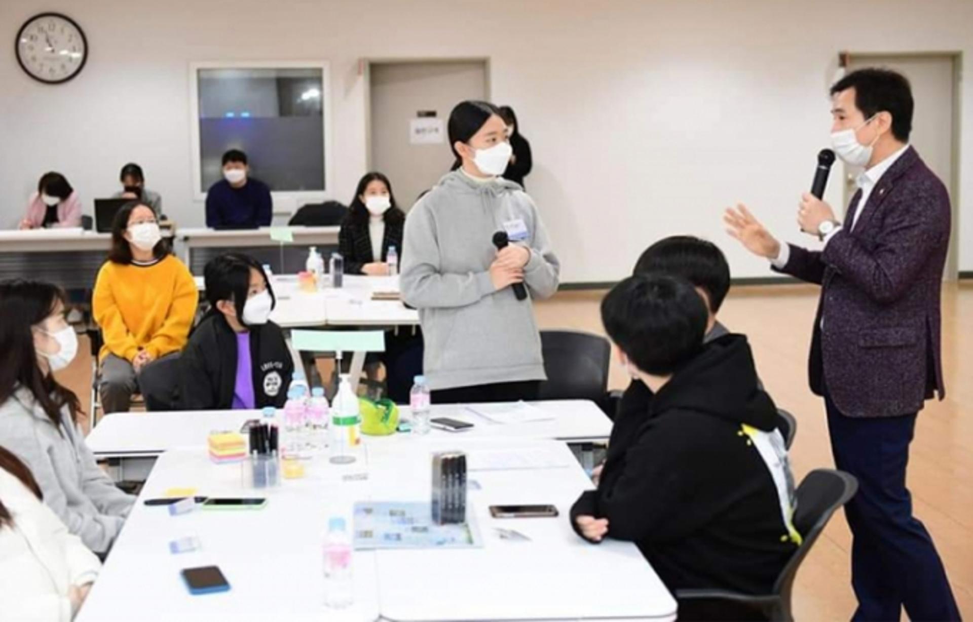 화성시 청소년들, 화성습지보호·안전 통학환경 조성 등 10개 의제 제안