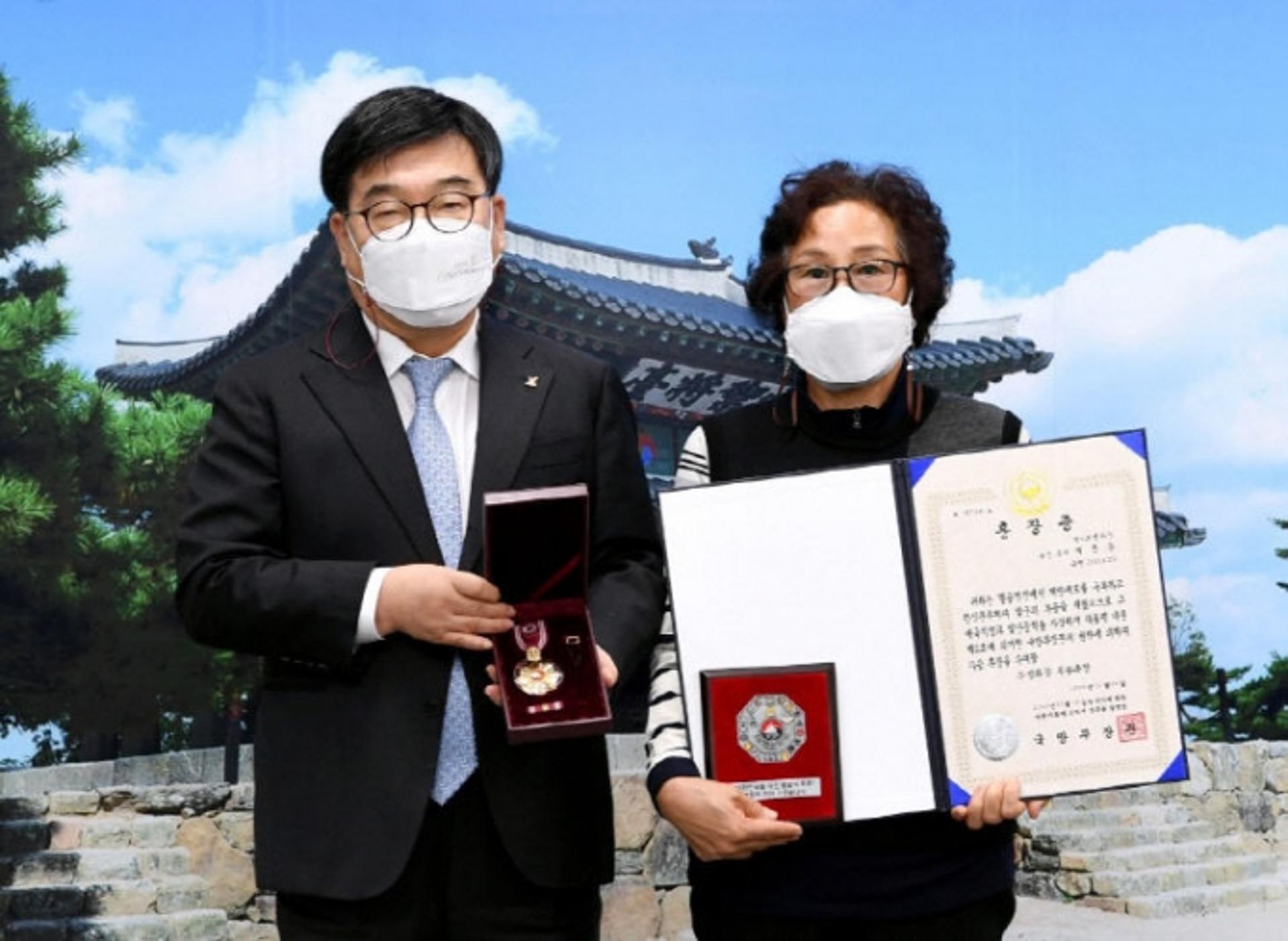 광주시, 6·25 참전군인 유족에 ‘화랑무공훈장’ 전수
