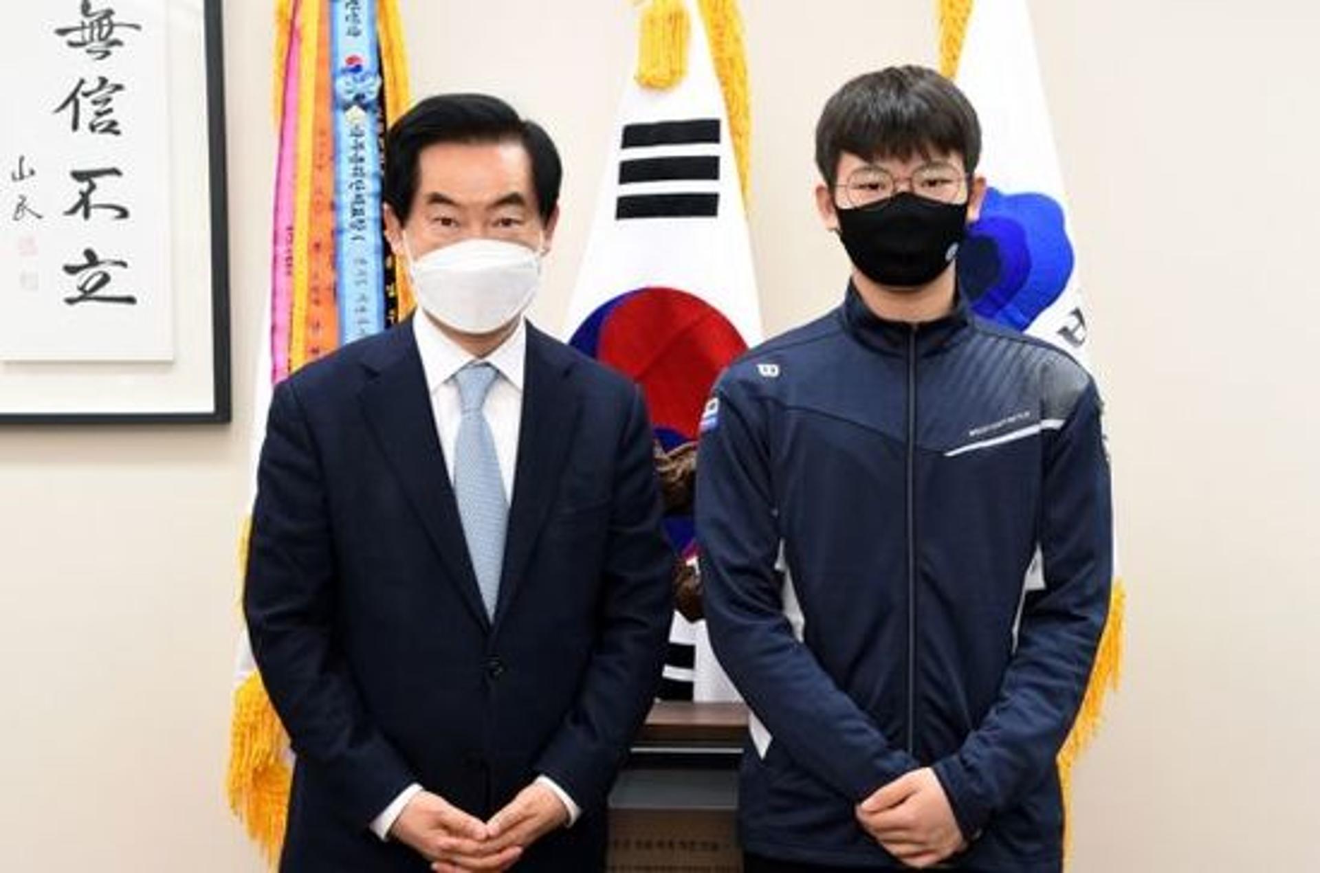 안병용 의정부시장, 수영꿈나무 김지율 선수 격려