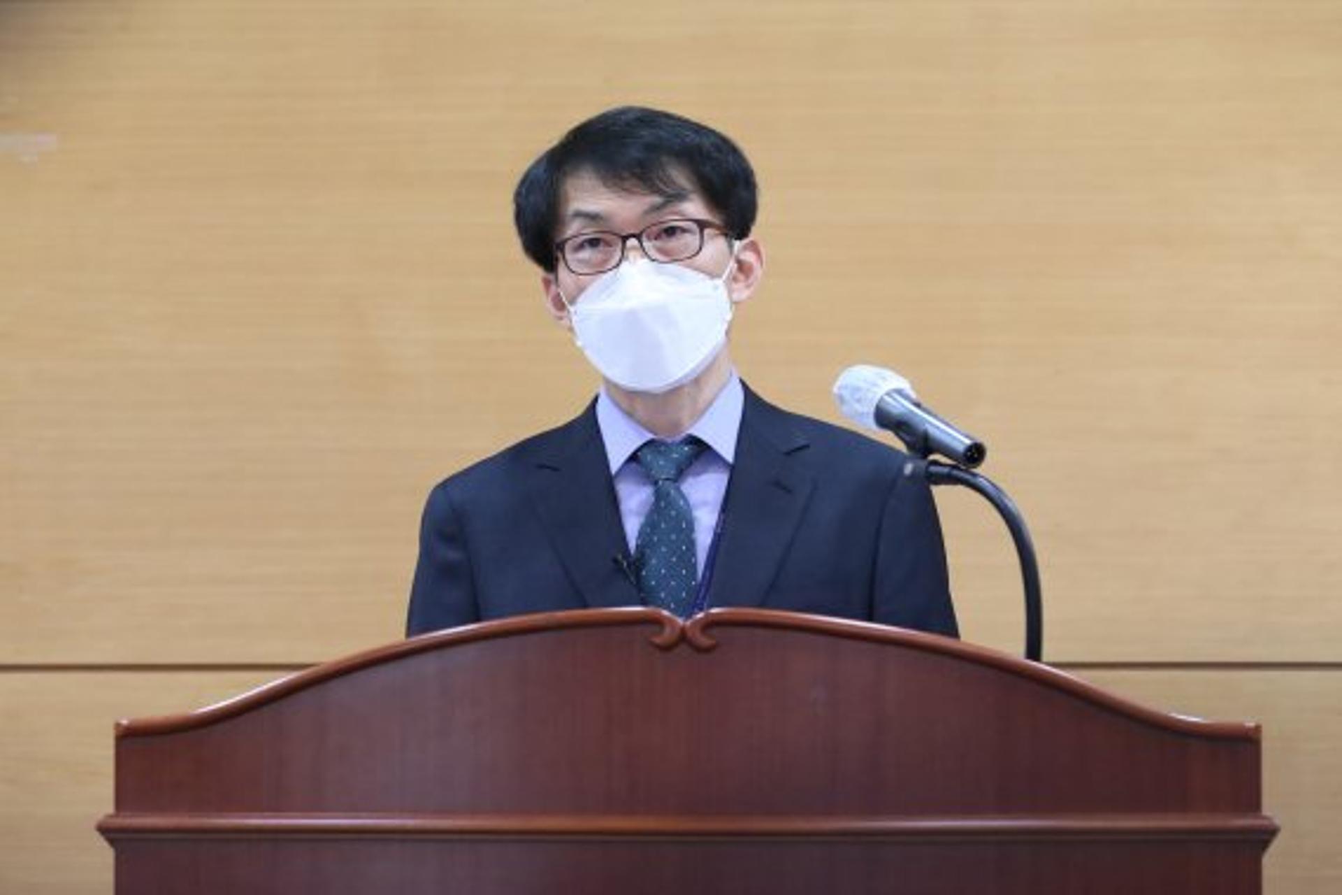 한은 "3분기 성장률 2.1%… 4분기 0.4% 달성땐 연 -1.1%"