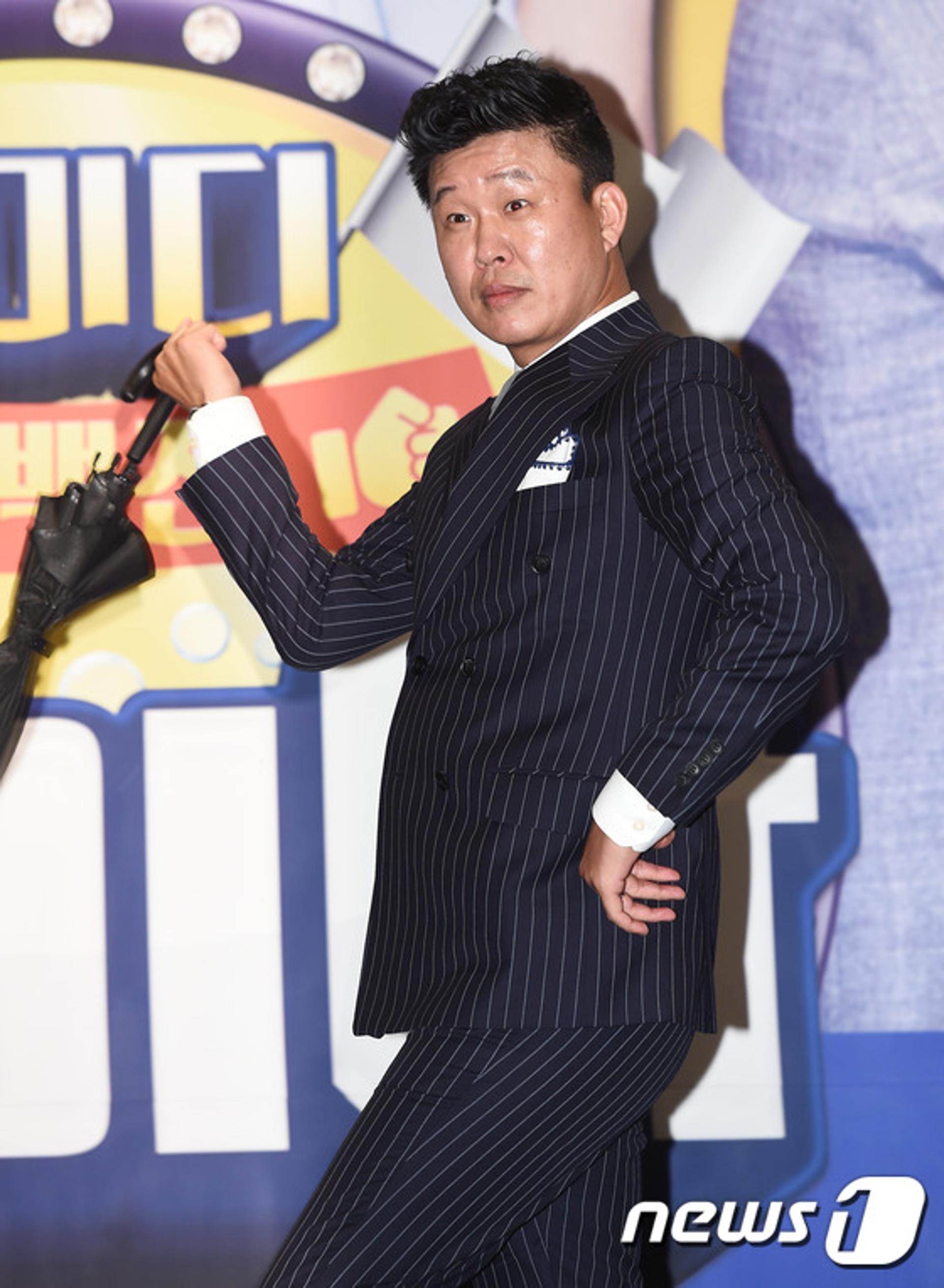 "트위터 계정도 없어"…홍록기, BJ 철구 분노글 '사칭'