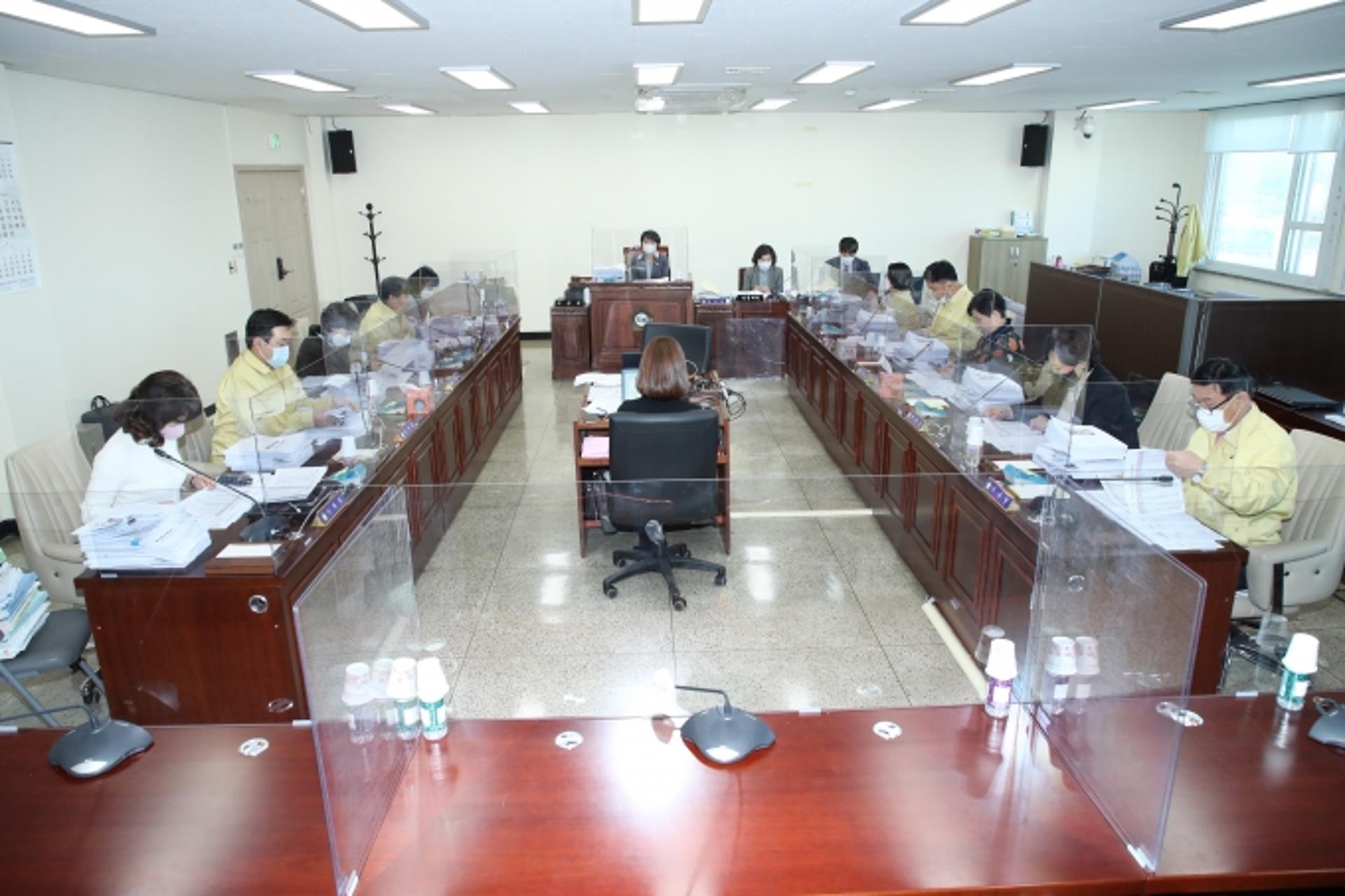 고양시의회 예산결산특별위원회, 2021년도 예산안 등 심사