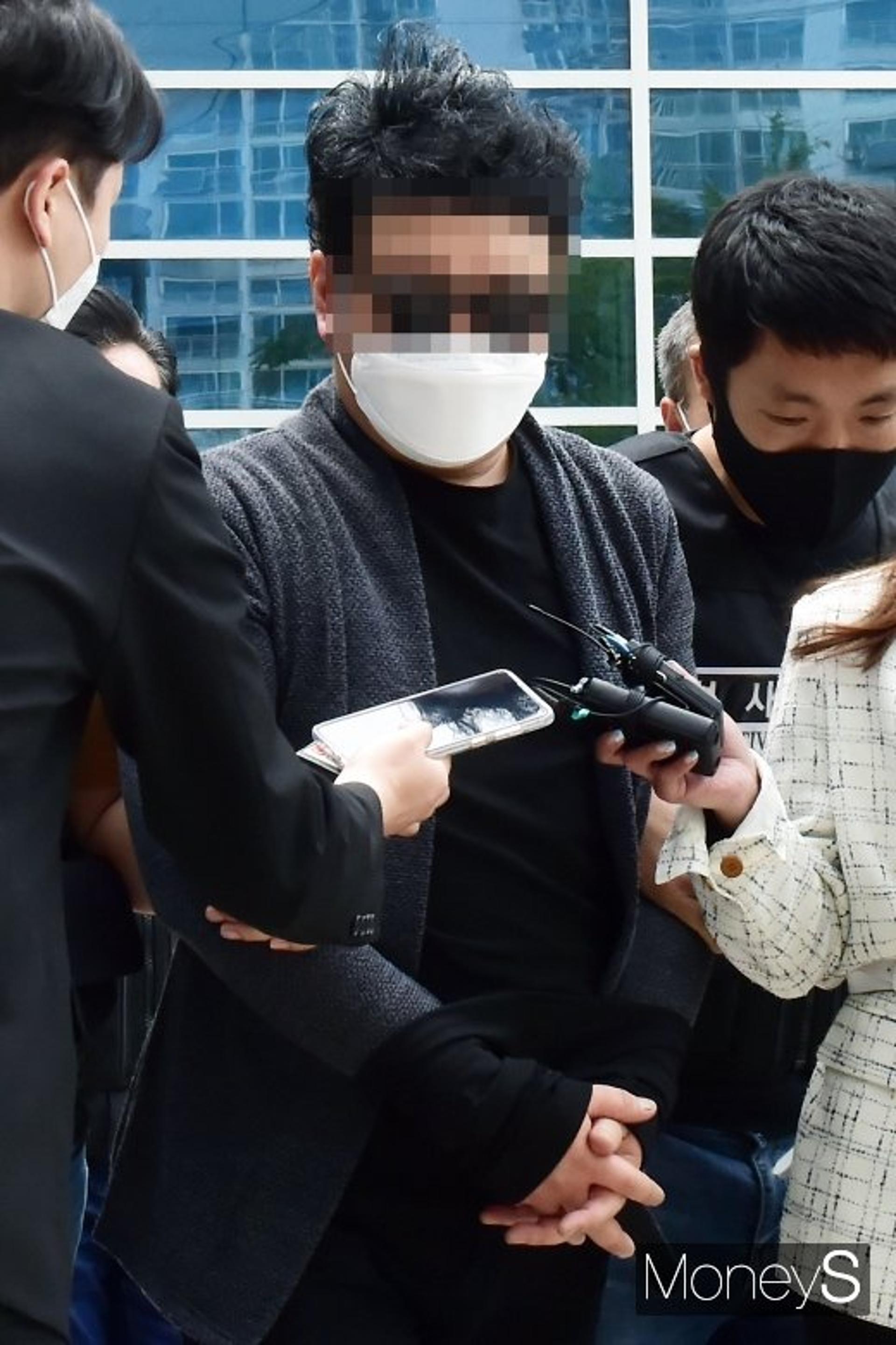 '경비원 갑질·폭행' 입주민 징역 5년… 재판부 "반성 없어"
