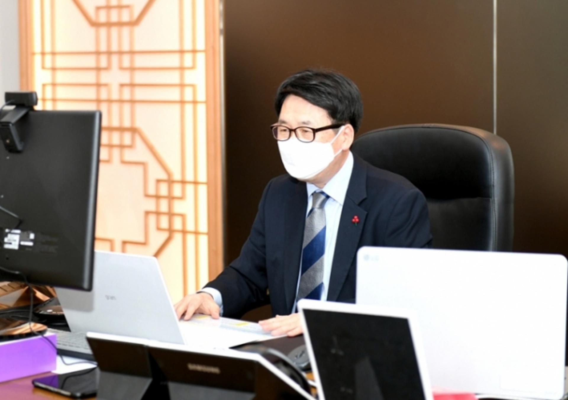 최종환 파주시장 "코로나19 2.5단계 격상 생활방역으로 이겨내야"