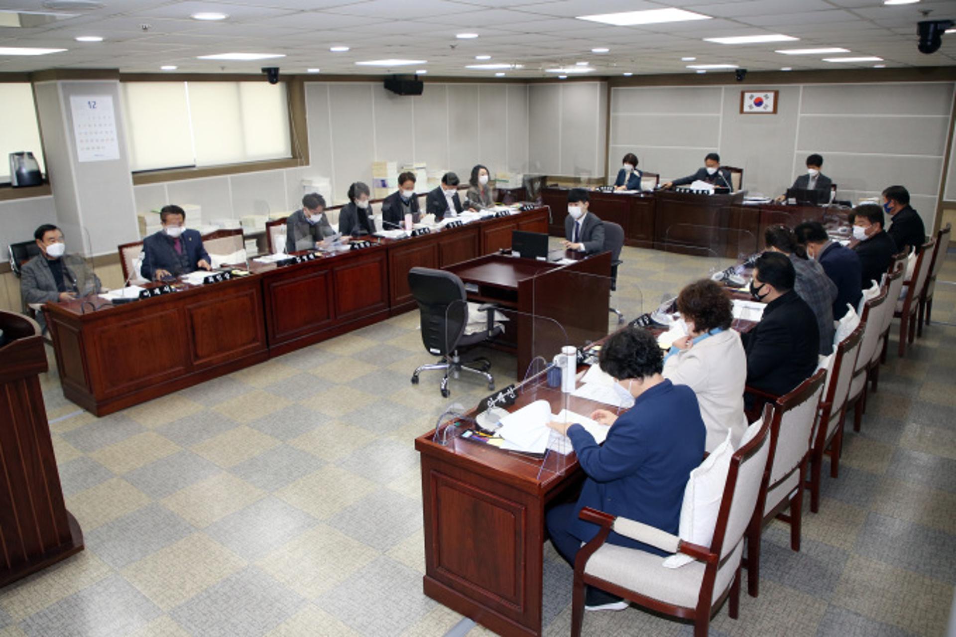 수원시의회 예산 지난해보다 감소 예상… "재정위기 상황"