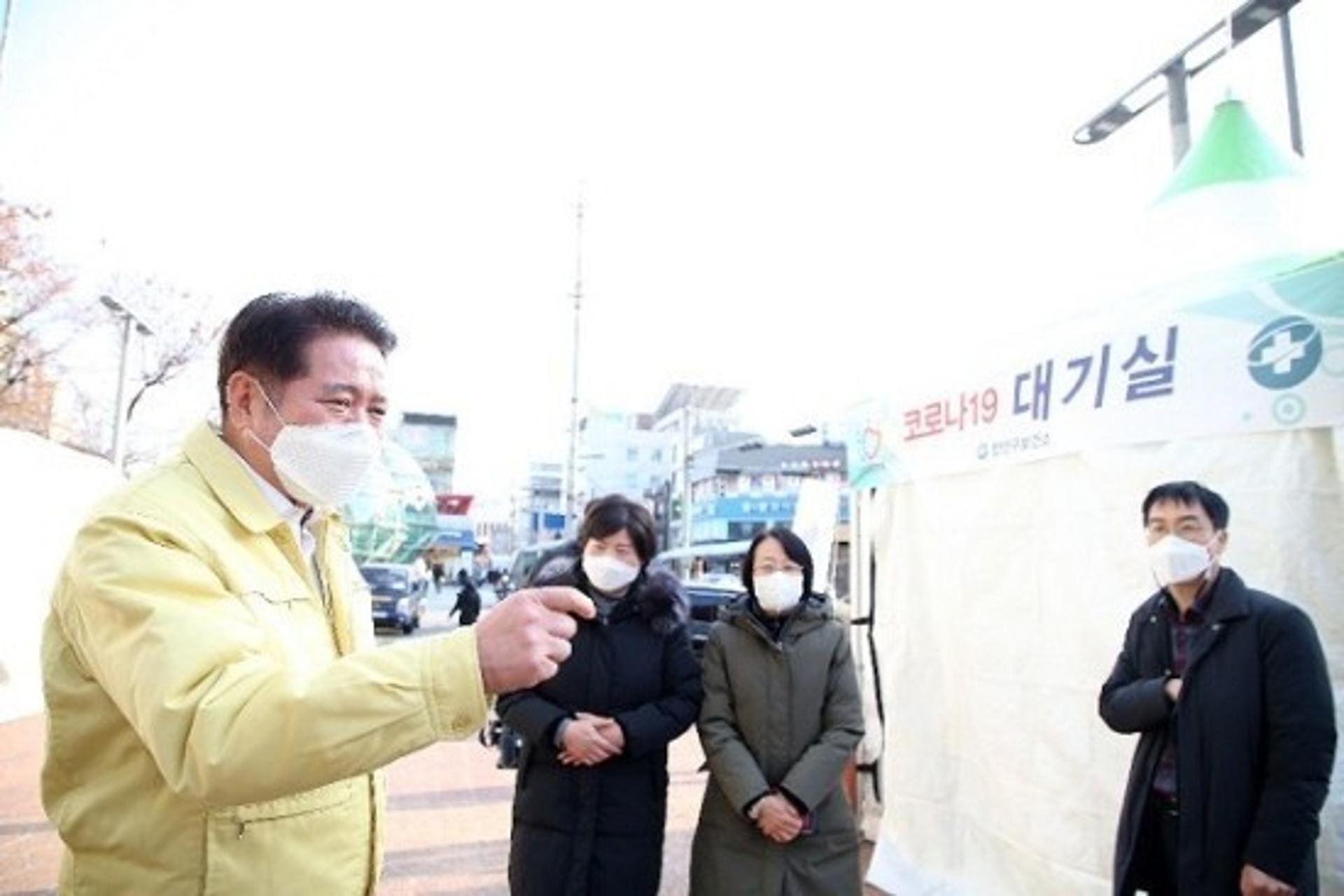 안양시, 임시선별진료소 추가 설치…안양역·범계역 광장 두 곳