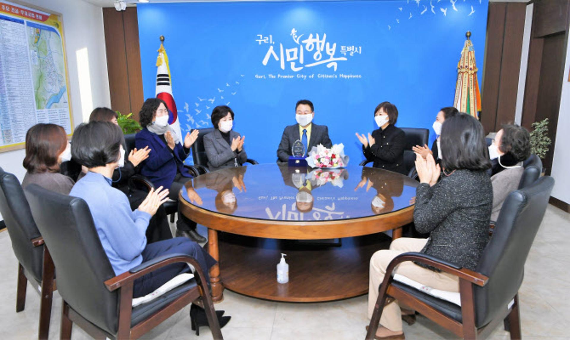 안승남 구리시장, 전국 기초자치단체장 최초 ‘올해의 히포시리더’ 수상