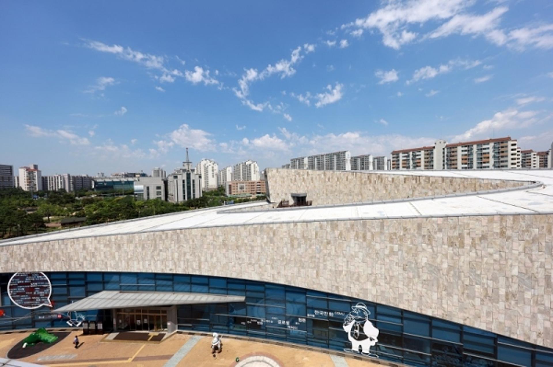한국만화영상진흥원, '가족친화인증' 우수기업 재인증…일·가정 양립 공로