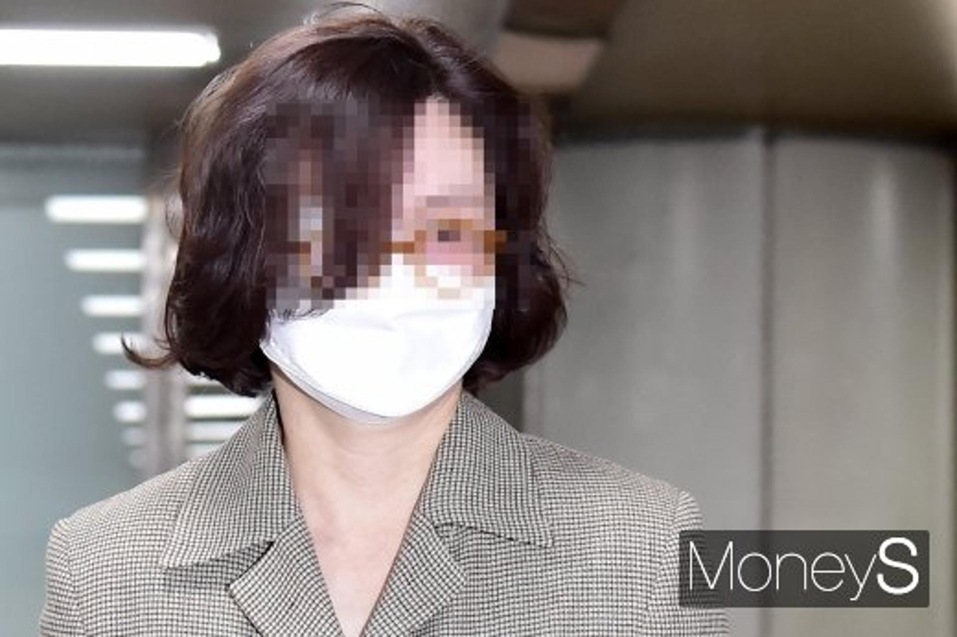 '운명의 날' 정경심 선고공판, 1년2개월 여정 끝내나